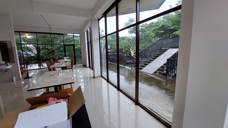 Ruko Posisi Hoek 3 Lantai Royal Sentul Park