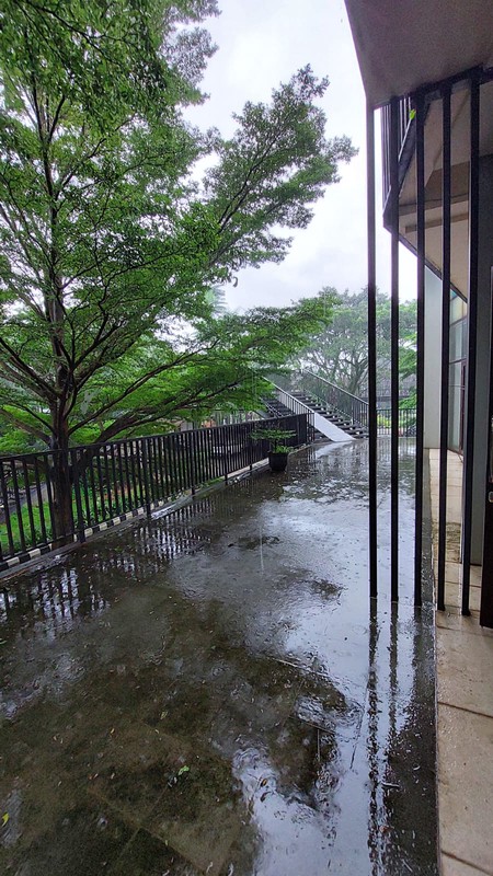 Ruko 3 Lantai Posisi Hoek Royal Sentul Park