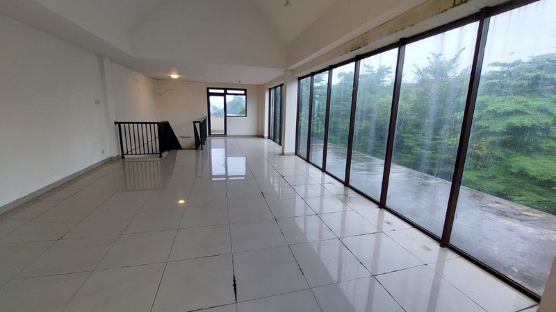 Ruko 3 Lantai Royal Sentul Park