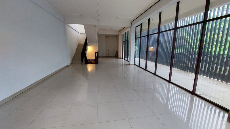 Ruko 3 Lantai Royal Sentul Park