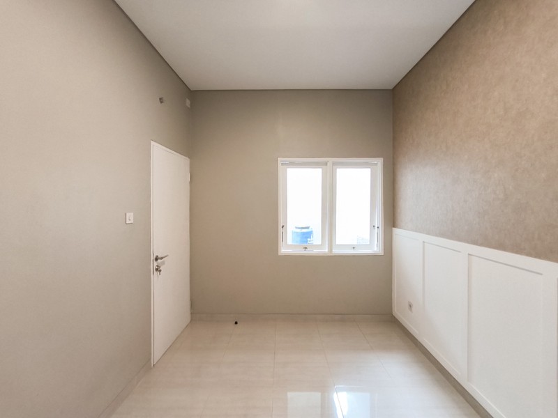 Dijual Rumah Bagus,bebas banjir di Mahagoni Park, Graha Raya Bintaro.