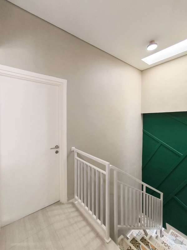 Dijual Rumah Bagus,bebas banjir di Mahagoni Park, Graha Raya Bintaro.