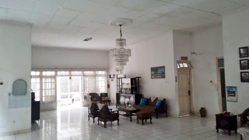 Rumah di Medokan Asri Barat Surabaya Timur, Hook/Pojokan, Dekat Kampus UPN, Tol Waru Juanda, Kawasan rumah nyaman, bebas banjir - LT -