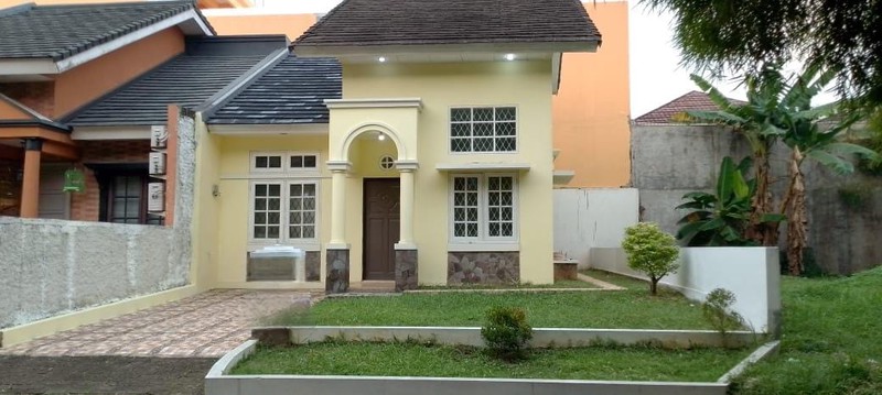 Rumah 1 Lantai Kuldesak - Ada Tanah Fasum Luas di di  Kota Wisata Cibubur 