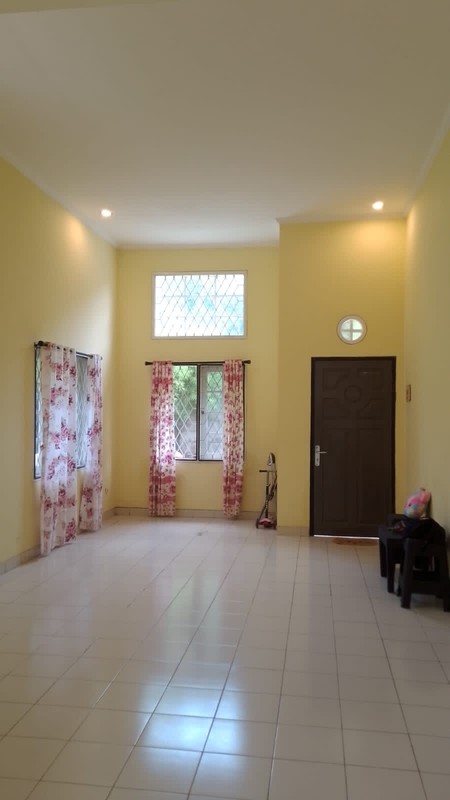 Rumah 1 Lantai Kuldesak - Ada Tanah Fasum Luas di di  Kota Wisata Cibubur 