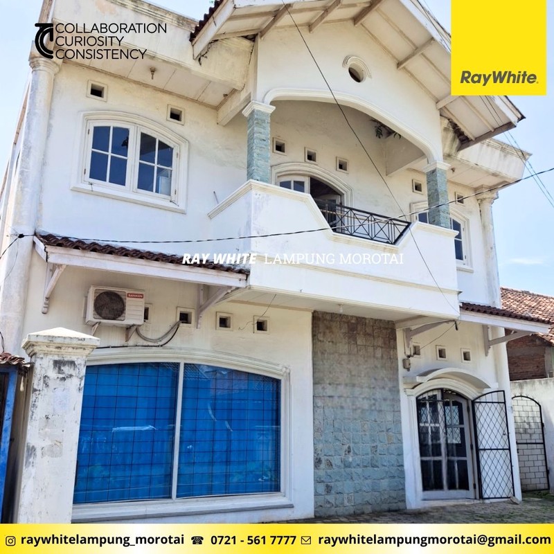 Dijual Rumah Butik Dua Lantai