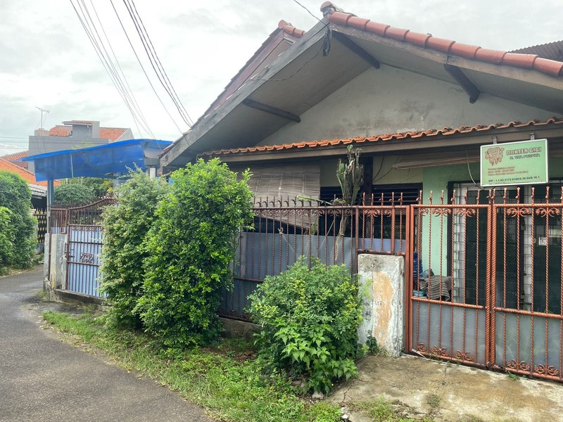 Rumah cocok untuk dibangun Kos-kosan di Otista 3, 230 m2, Strategis di Jakarta Timur 1,5 km dari Otista Raya dan jl Raya DI Panjaitan