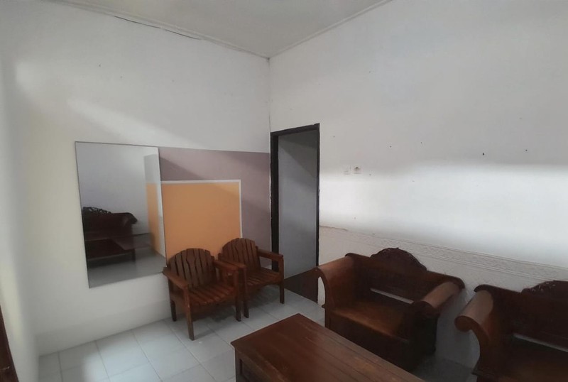 RUMAH KECIL STRATEGIS DISEKITAR HUNIAN PREMIUM - CILANDAK BARAT, JAKARTA SELATAN