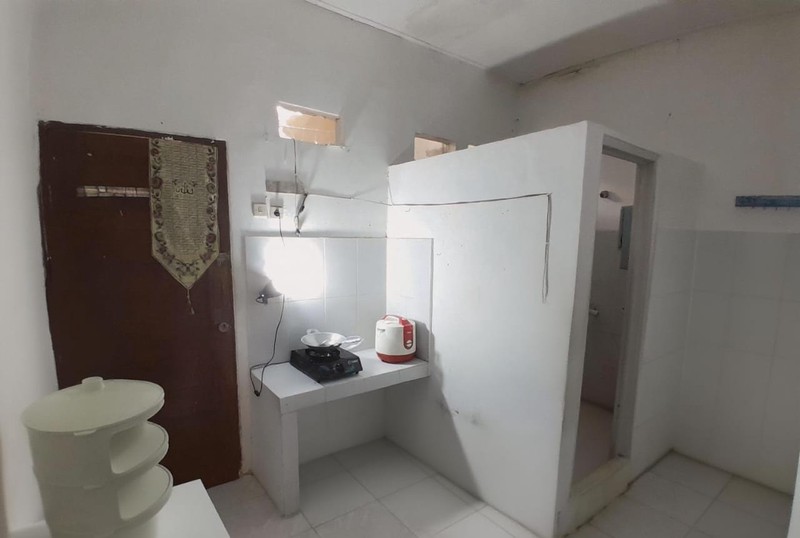 RUMAH KECIL STRATEGIS DISEKITAR HUNIAN PREMIUM - CILANDAK BARAT, JAKARTA SELATAN