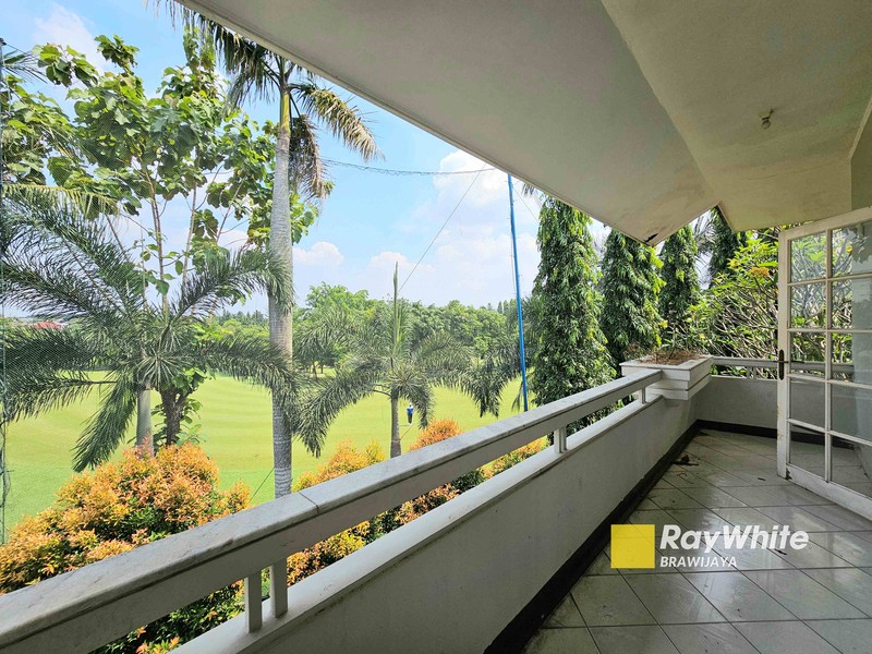 Rumah di Pangkalan Jati Golf, Depok, Jawa Barat, View Golf Court, Lokasi Super Tenang