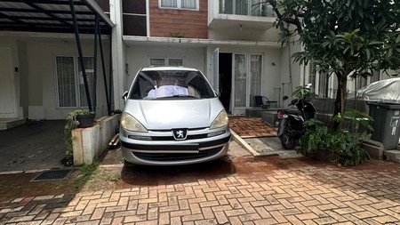 Rumah 2 Lantai Minimalis Bagus, dalam Cluster kemanan 24 Jam di bintaro
