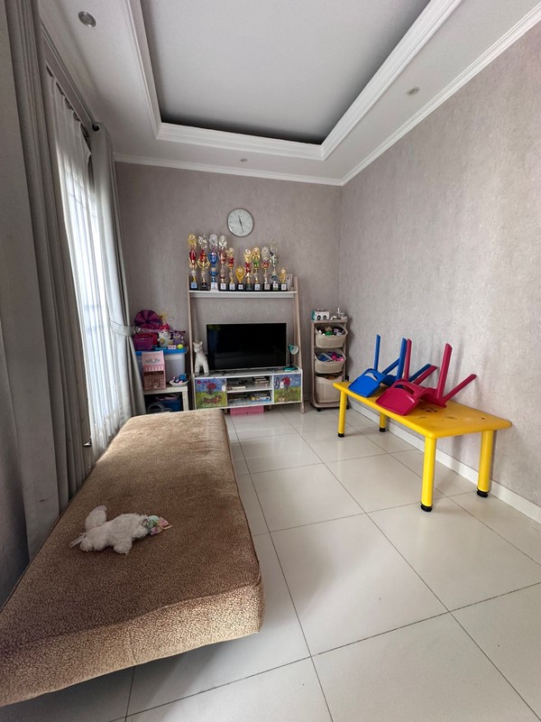 Rumah 2 Lantai Minimalis Bagus, dalam Cluster kemanan 24 Jam di bintaro