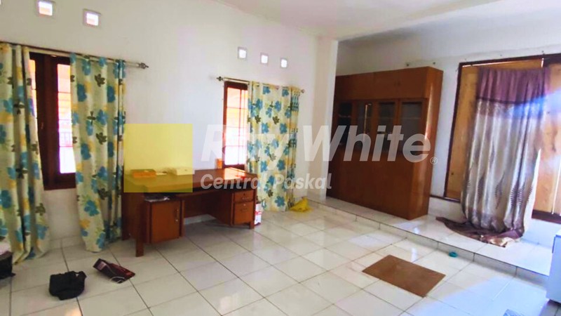 Ruang Usaha Eks Resto di Mainroad Setiabudi Bandung