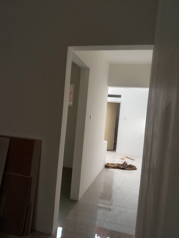 Ruko Rendeng di Terusan Jakarta Bandung