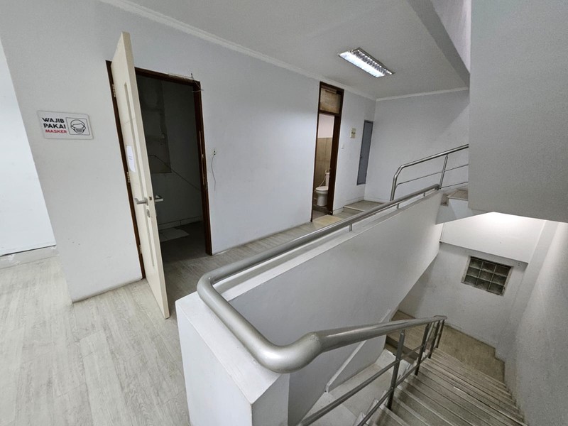 Ruko 3 Lantai di Abdul Rivai Bandung