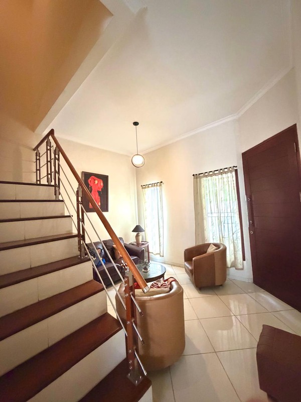 Rumah 2 Lantai Siap Huni dengan Hunian Nyaman dan Asri @Bintaro Sektor 3