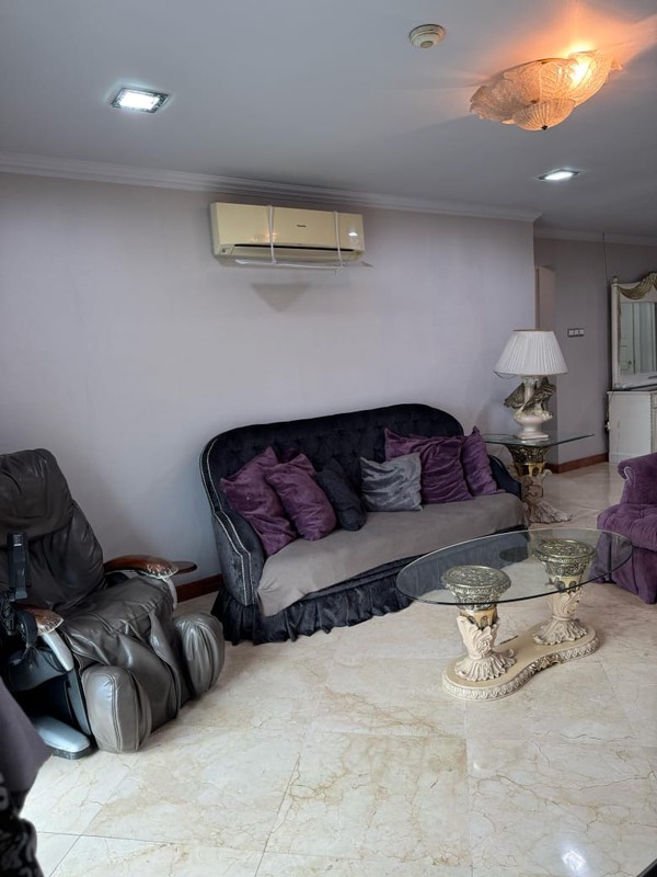 Jual Sewa Apartemen Kondominium Graha Famili Surabaya Barat Murah