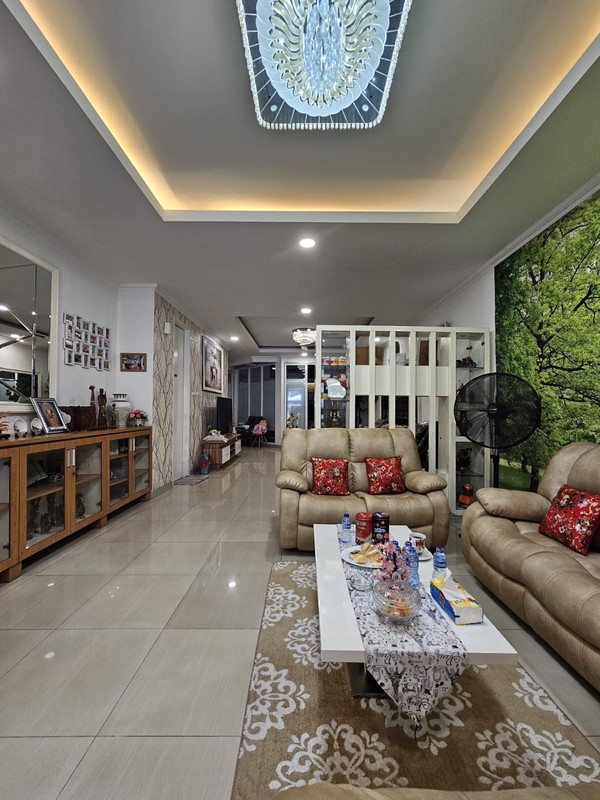 Rumah 2 Lantai Siap Huni dengan Hunian Nyaman dan Asri @Pesanggrahan, Jakarta Selatan