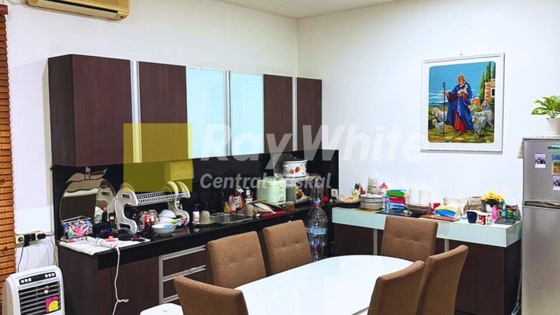 Rumah Cantik Dalam Cluster Pasteur Bandung