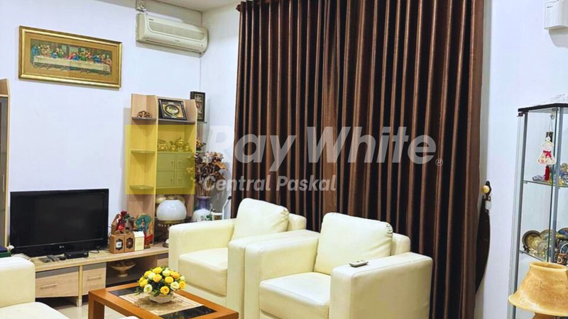 Rumah Cantik Dalam Cluster Pasteur Bandung