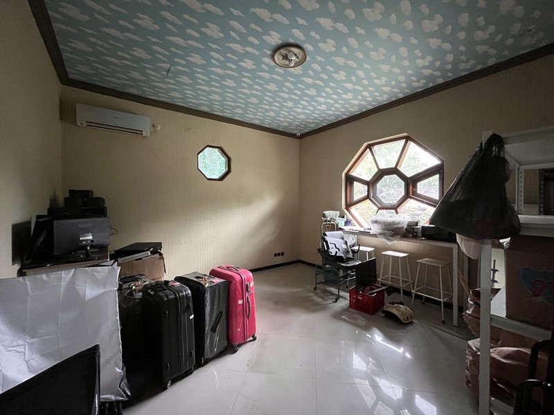 Rumah disewakan di Satelit Utara, Sukomanunggal Surabaya