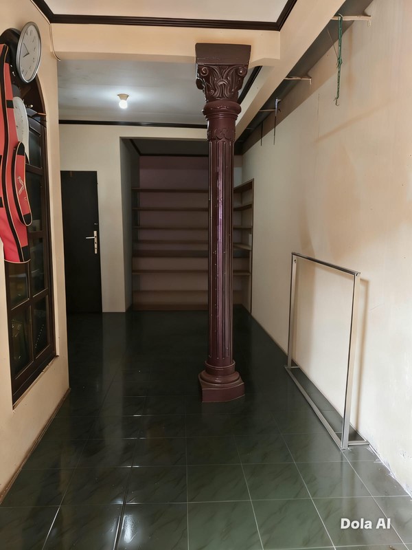 DIJUAL CEPAT RUMAH 1LT, 4 KIOS, 1 RUKO 2LT