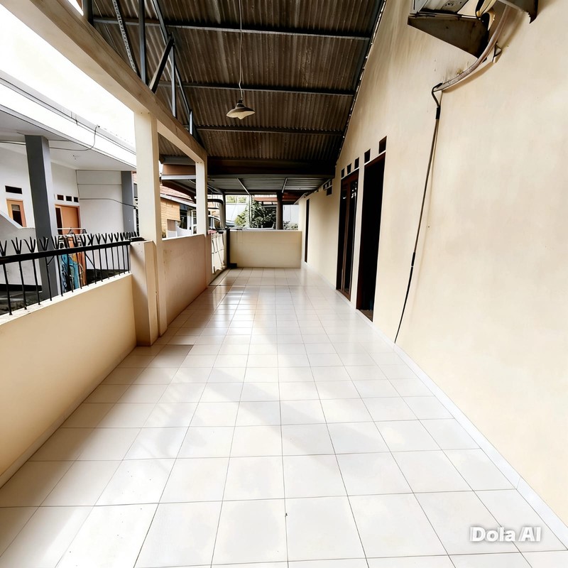 DIJUAL CEPAT RUMAH 1LT, 4 KIOS, 1 RUKO 2LT