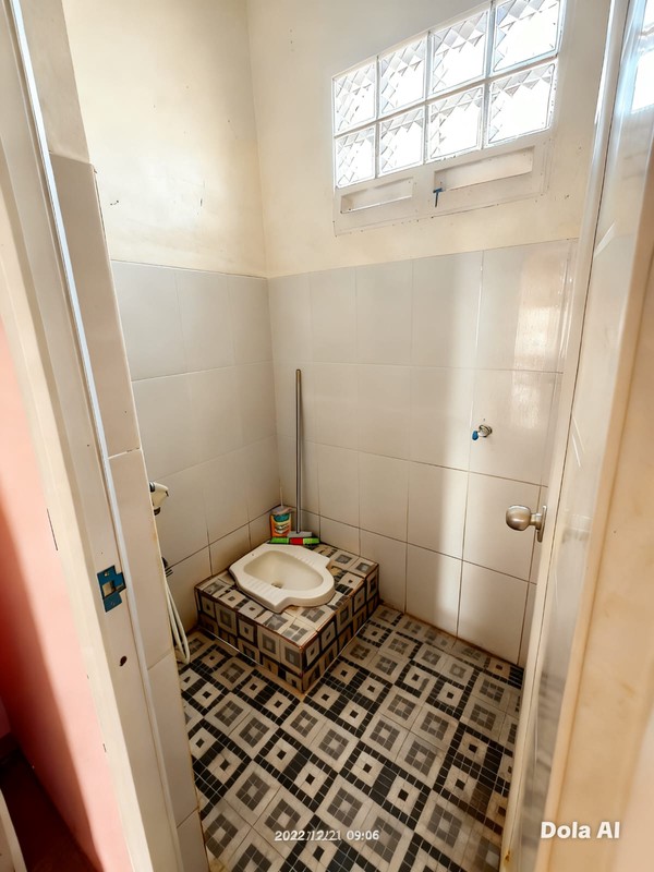 DIJUAL CEPAT RUMAH 1LT, 4 KIOS, 1 RUKO 2LT