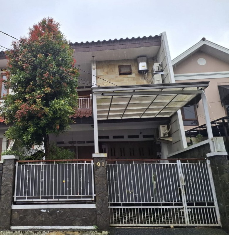 DIJUAL RUMAH 2 LT PANGKALAN JATI -  LEBAK BULUS