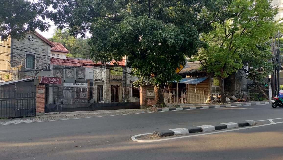 Dijual Rumah Cocok Untuk Usaha Lokasi Strategis Di Deplu Raya, Pesanggrahan, Jakarta Selatan
