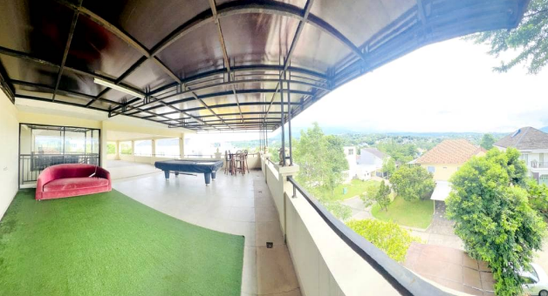 Rumah Luas Posisi HOOK 3 Lantai Siap Huni dengan KT 5+1 Km 5 di @Sentul, Bogor