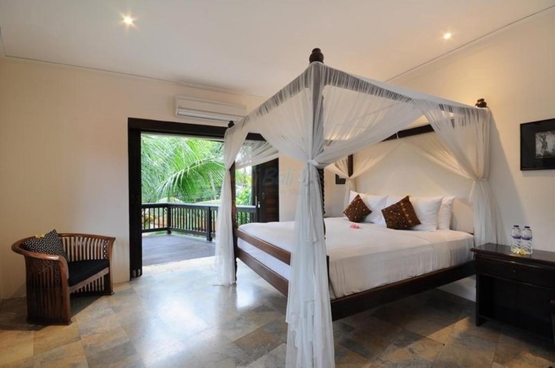 Villa Freehold In Heart Seminyak Bali