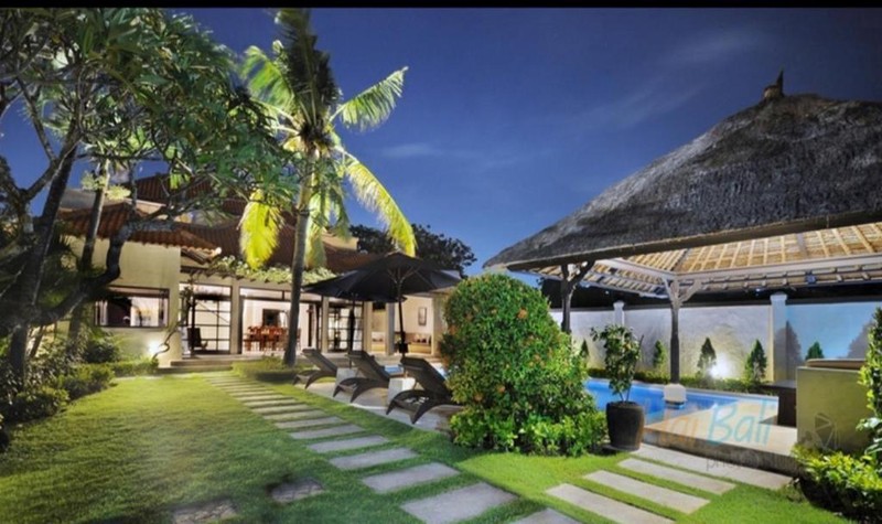 Villa Freehold In Heart Seminyak Bali