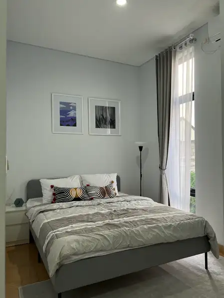 Rumah Brand New Pinang Ranti Dekat LRT TMII