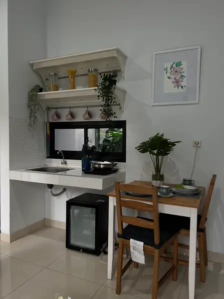 Rumah Brand New Pinang Ranti Dekat LRT TMII