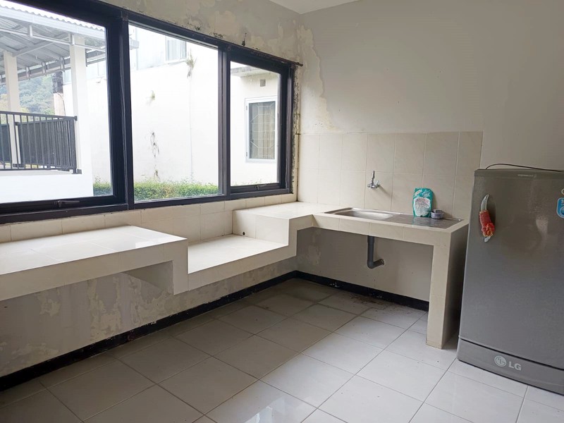 Villa di Grand Trawas Mojokerto, 2 Lantai, Semi Furnished