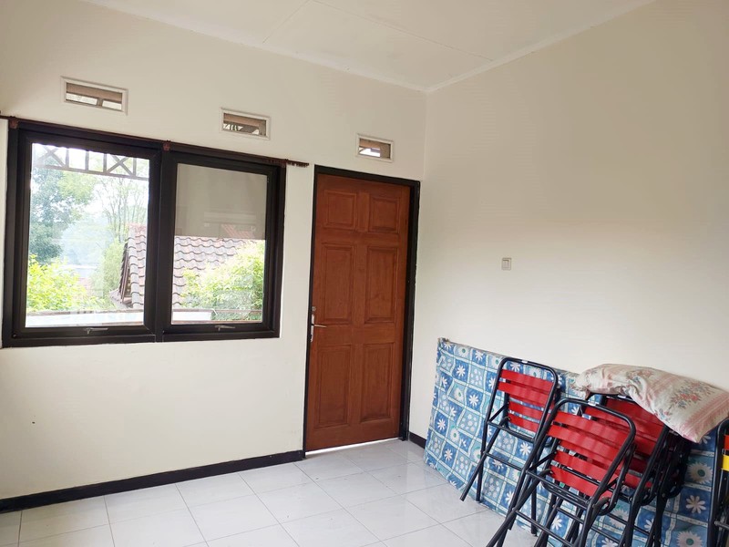 Villa di Grand Trawas Mojokerto, 2 Lantai, Semi Furnished
