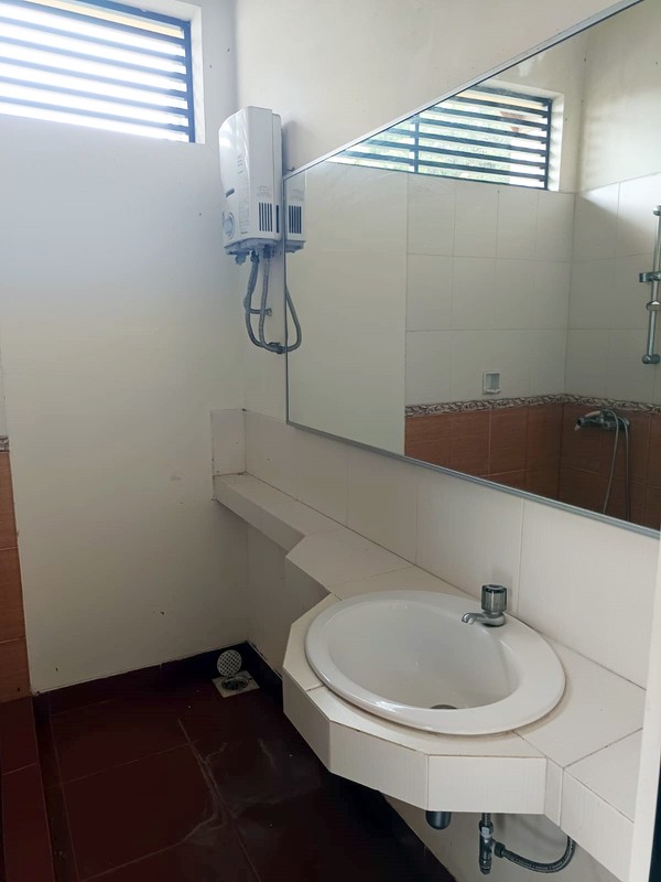 Villa di Grand Trawas Mojokerto, 2 Lantai, Semi Furnished