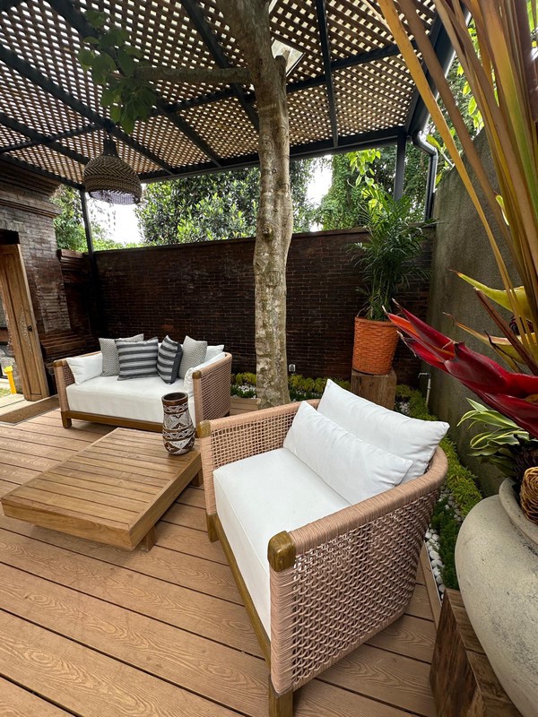 Freehold - Elegant New Villa Near Ubud - A Refined Home in Authentic Kemenuh, Gianyar, BALI