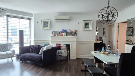 Dijual Apartemen Batavia 3BR di lokasi strategis jakarta pusat, kondisi bagus terawat