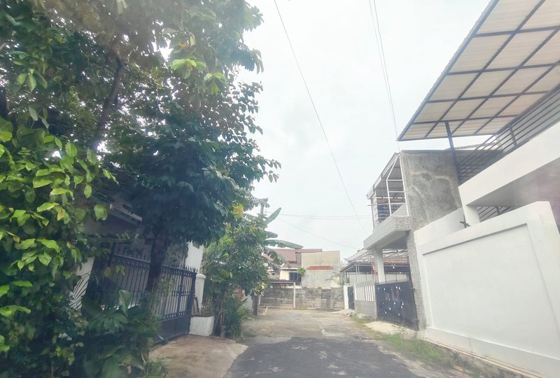 Rumah Bagus Di Jl Besi, Pondok Jaya Bintaro Tangerang Selatan