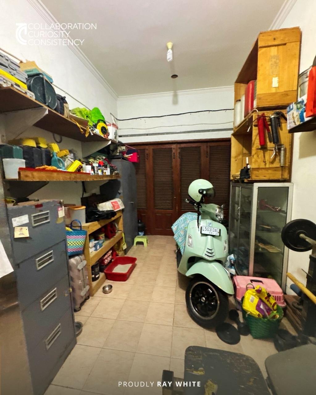 Jual Rumah Mewah di Citaland Surabaya Barat Villa Taman Gapura