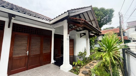 Di jual  cepat rumah cantik di Lingkungan yang tenang dan nyaman di Gandul Cinere