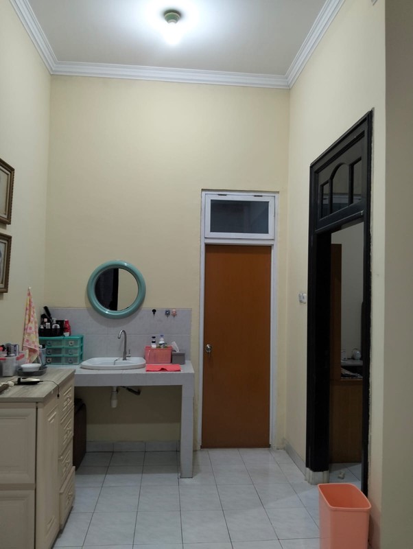 Rumah Dijual di Dharmahusada Indah Mulyorejo Surabaya Timur Siap Huni