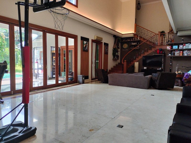 Rumah 2 Lantai Siap Huni dengan Hunian Nyaman dan Asri @Cilandak