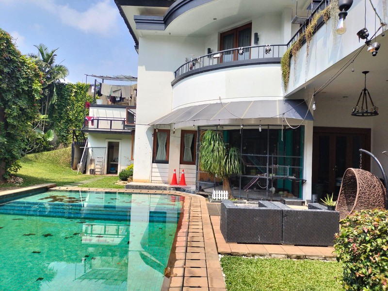 Rumah 2 Lantai Siap Huni dengan Hunian Nyaman dan Asri @Cilandak