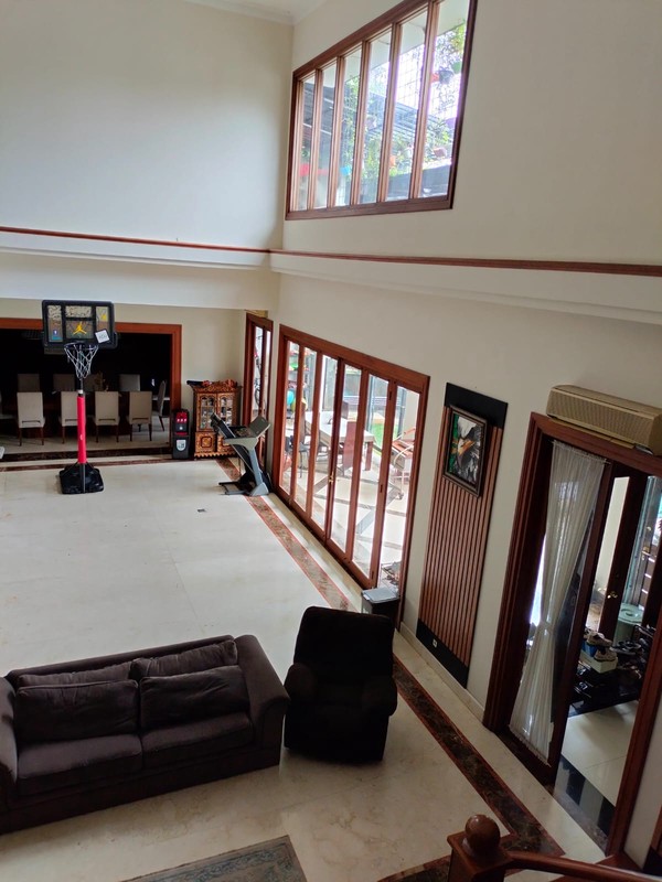 Rumah 2 Lantai Siap Huni dengan Hunian Nyaman dan Asri @Cilandak