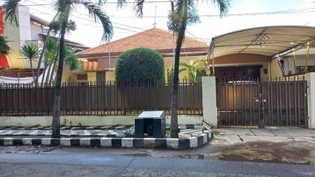 Rumah Dijual Manunggal Kebonsari Surabaya Lokasi Strategis Pinggir Jalan Raya