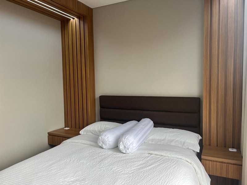 disewa apartemen furnished tinggal bawa koper LLOYD Tower S Alam Sutera type 3 BR