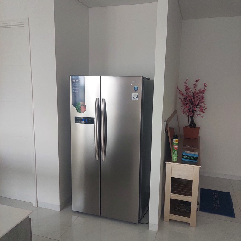 disewa apartemen furnished tinggal bawa koper LLOYD Tower S Alam Sutera type 3 BR